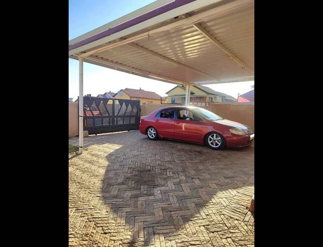 2 BEDROOM HOUSE FOR SALE IN SOSHANGUVE VV